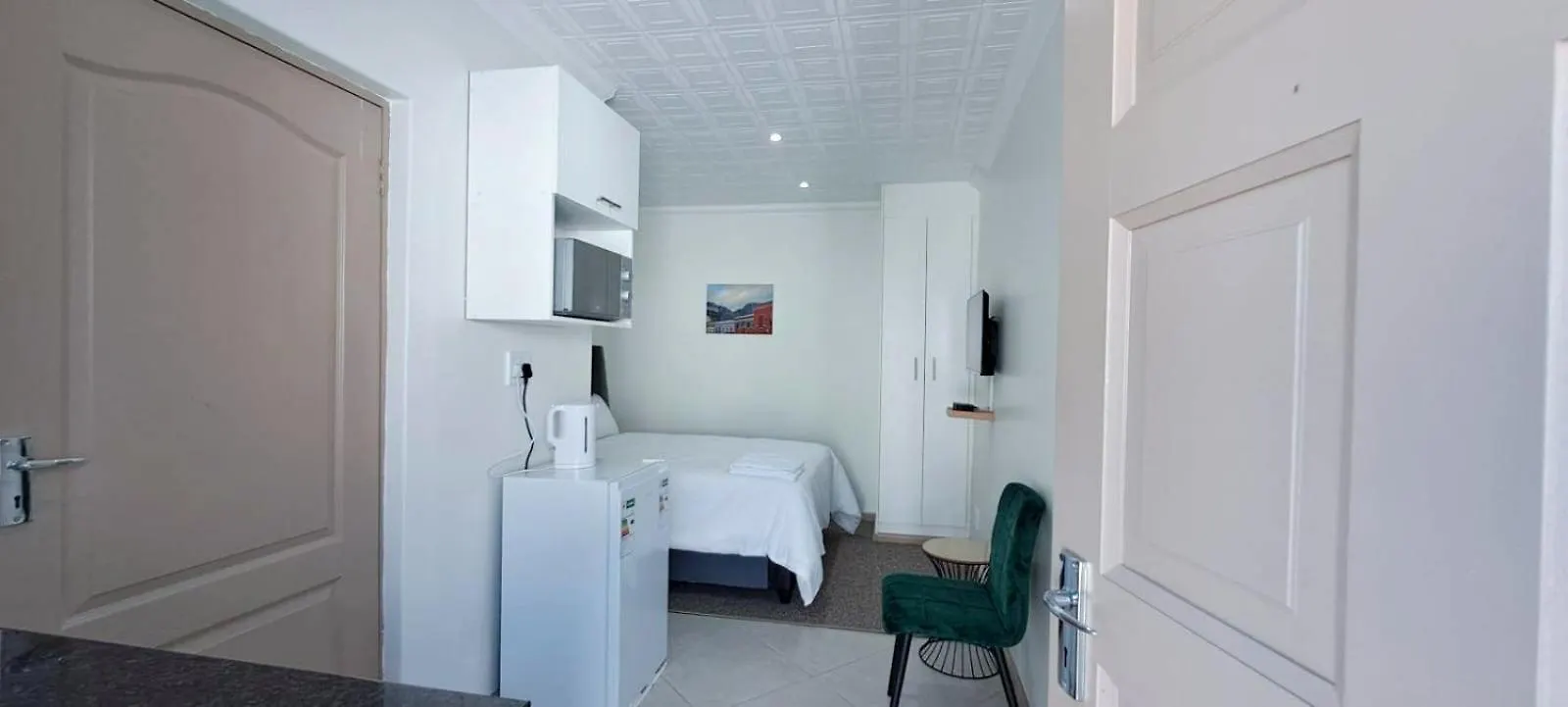 ゲストハウス Twinex Accommodation Parow ケープタウン 南アフリカ